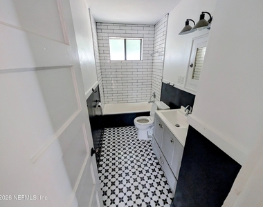 2701 Myra Street - Photo Thumbnail 8