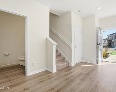 7662 Merchants Way - Photo Thumbnail 4