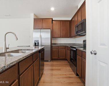 7662 Merchants Way - Photo Thumbnail 5