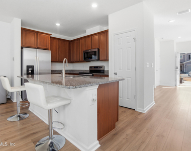7662 Merchants Way - Photo Thumbnail 8