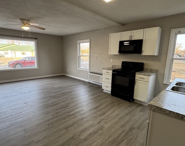 4624 Cheyenne Avenue - Photo Thumbnail 5