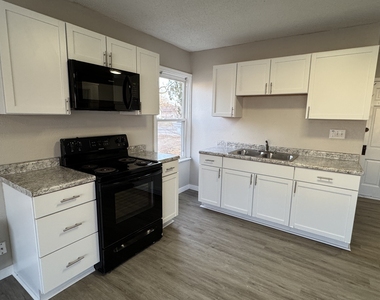 4624 Cheyenne Avenue - Photo Thumbnail 4
