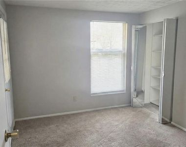 1244 Keys Lake Drive Ne - Photo Thumbnail 8