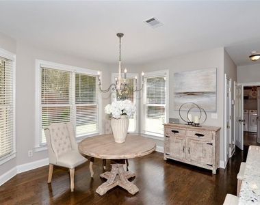 310 Windsor Gate Cove Ne - Photo Thumbnail 17