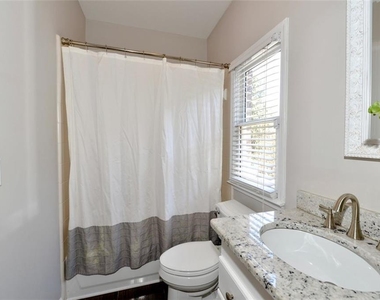 310 Windsor Gate Cove Ne - Photo Thumbnail 50
