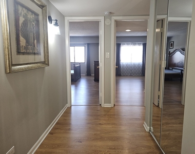 475 Plum Creek Drive - Photo Thumbnail 4