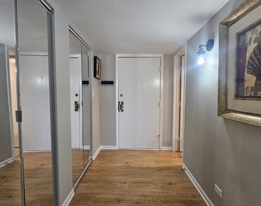 475 Plum Creek Drive - Photo Thumbnail 3