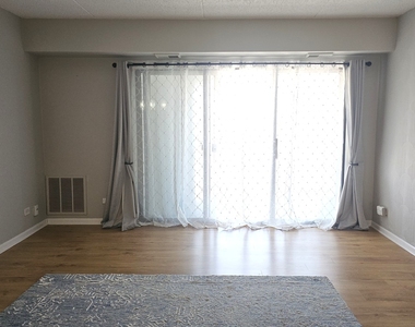 475 Plum Creek Drive - Photo Thumbnail 25