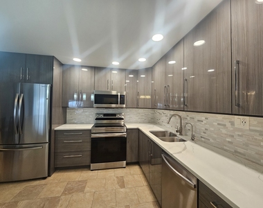 475 Plum Creek Drive - Photo Thumbnail 18