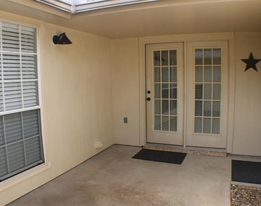 7936 Pecan Drive - Photo Thumbnail 13