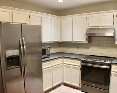 7936 Pecan Drive - Photo Thumbnail 5