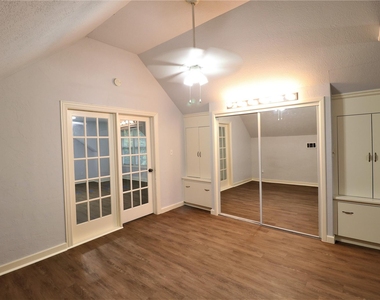 1702 Cougar Creek Street - Photo Thumbnail 6