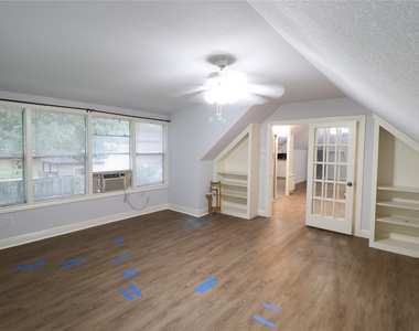 1702 Cougar Creek Street - Photo Thumbnail 4