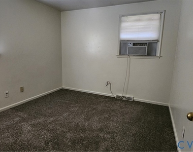 424 Roundtop Avenue - Photo Thumbnail 4