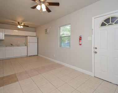 2117 Thonig Road - Photo Thumbnail 3