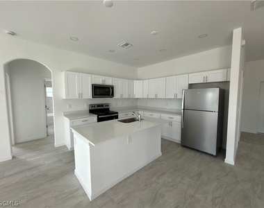 3005 31st Street W - Photo Thumbnail 2