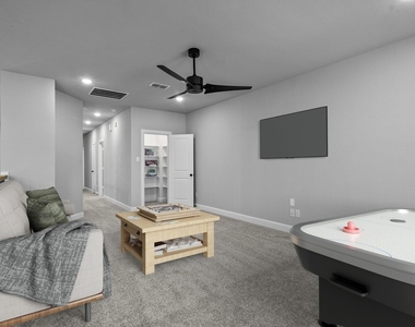 1519 Noble Park Drive - Photo Thumbnail 5