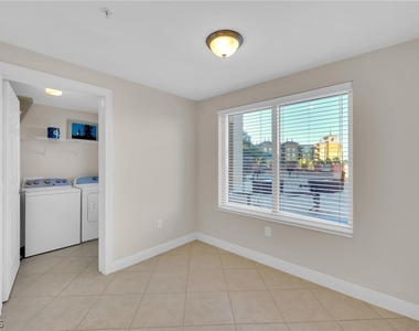 2745 1st Street - Photo Thumbnail 6