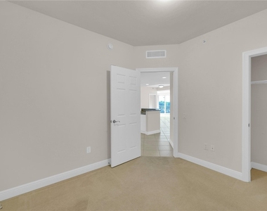 2745 1st Street - Photo Thumbnail 3