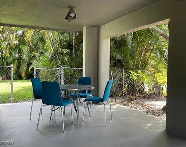 1702 Hill Avenue - Photo Thumbnail 4