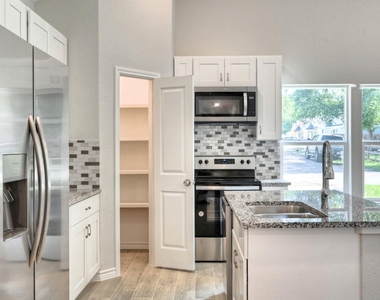 9824 Arbor Oak - Photo Thumbnail 6