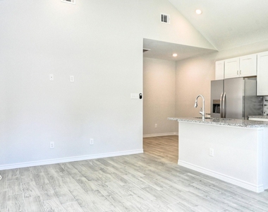 9824 Arbor Oak - Photo Thumbnail 3