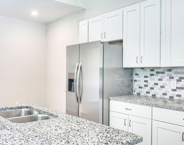 9824 Arbor Oak - Photo Thumbnail 8