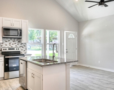 9824 Arbor Oak - Photo Thumbnail 19