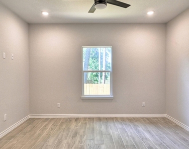 9824 Arbor Oak - Photo Thumbnail 14
