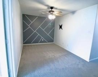 11420 Elegant Way - Photo Thumbnail 9