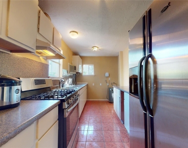 17319 Jackson Pines Drive - Photo Thumbnail 9