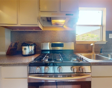 17319 Jackson Pines Drive - Photo Thumbnail 11