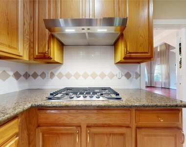 17319 Jackson Pines Drive - Photo Thumbnail 7
