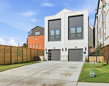 712 Delano Street - Photo Thumbnail 22