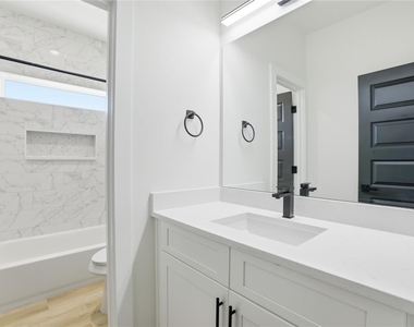 712 Delano Street - Photo Thumbnail 45