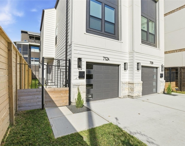 712 Delano Street - Photo Thumbnail 18