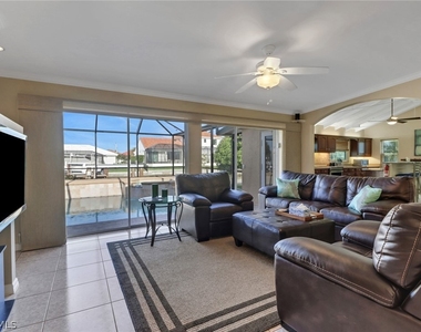 562 Goldcoast Court - Photo Thumbnail 4