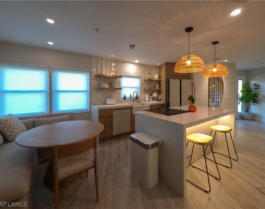 1495 Blue Point Avenue - Photo Thumbnail 5