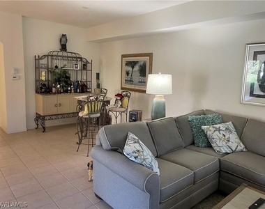 2288 Ashton Oaks Lane - Photo Thumbnail 4