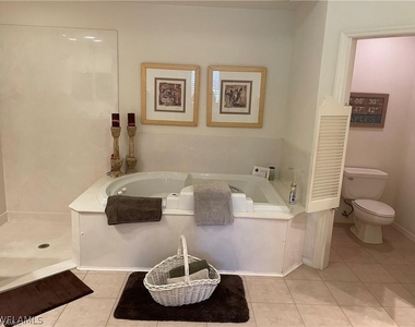 2288 Ashton Oaks Lane - Photo Thumbnail 10