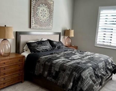 5985 Berwick Lane - Photo Thumbnail 11