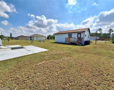 3820 20th Street W - Photo Thumbnail 6