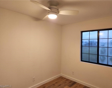 3820 20th Street W - Photo Thumbnail 9