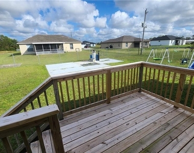 3820 20th Street W - Photo Thumbnail 13