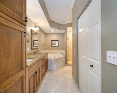 410 Bayfront Place - Photo Thumbnail 11