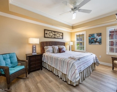 410 Bayfront Place - Photo Thumbnail 9