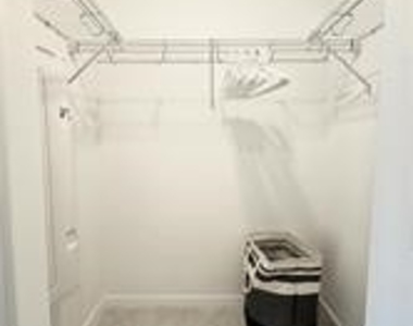 6039 Ellerston Way - Photo Thumbnail 19