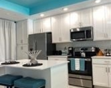 6039 Ellerston Way - Photo Thumbnail 2