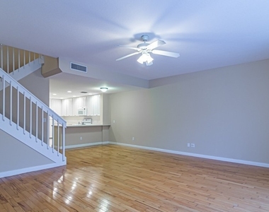 28576 Alessandria Circle - Photo Thumbnail 12