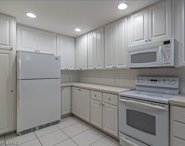 28576 Alessandria Circle - Photo Thumbnail 4